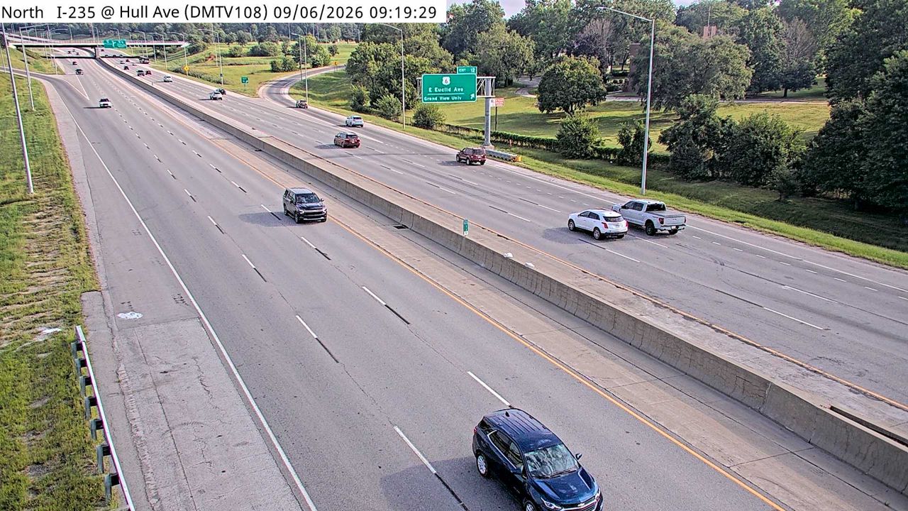 I-235 @ MM 12.3 (Hull Ave) live camera view