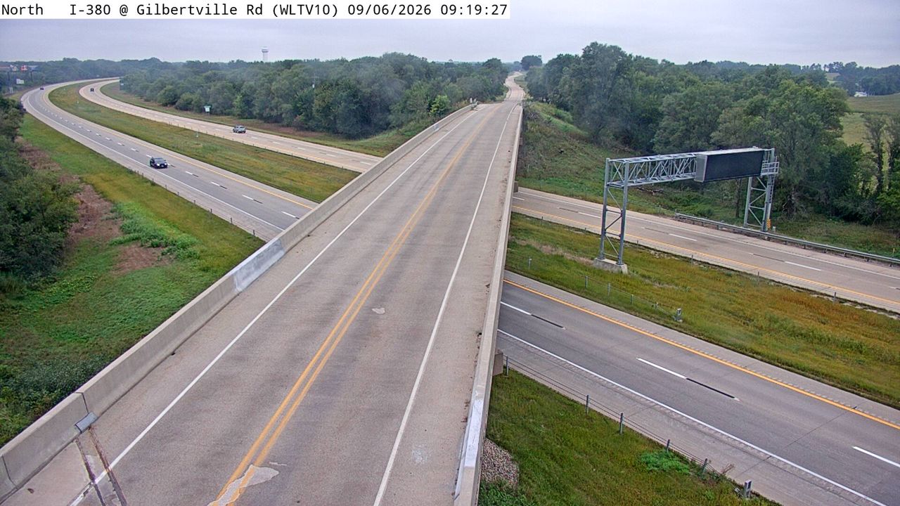 I-380 @ MM 67.4 (Gilbertville Rd) live camera view