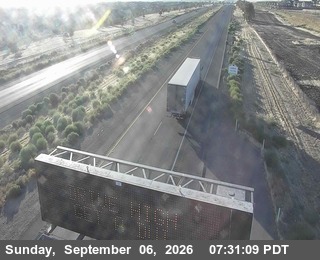 112 - EB I-580 Valpico Rd UC live camera view