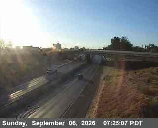 101 - SB SR-99 Kansas Ave live camera view