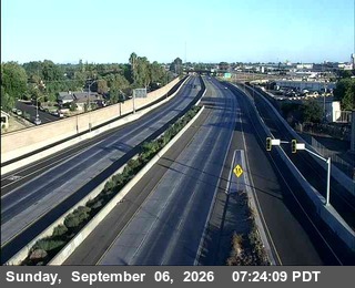 160 - On From 6th Street live camera view