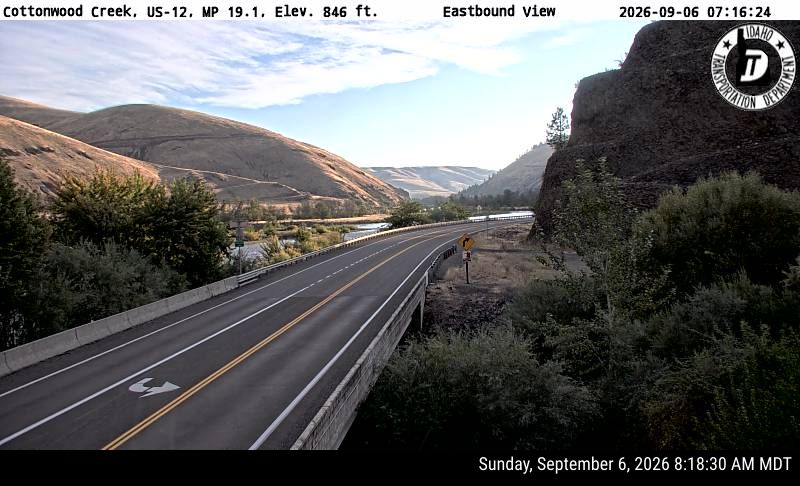US-12 Cottonwood Creek live camera view