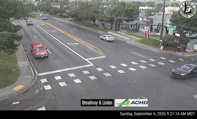 US-20 Broadway & Linden live camera view