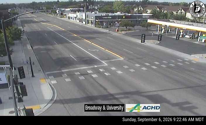 Broadway (US-20) & University live camera view