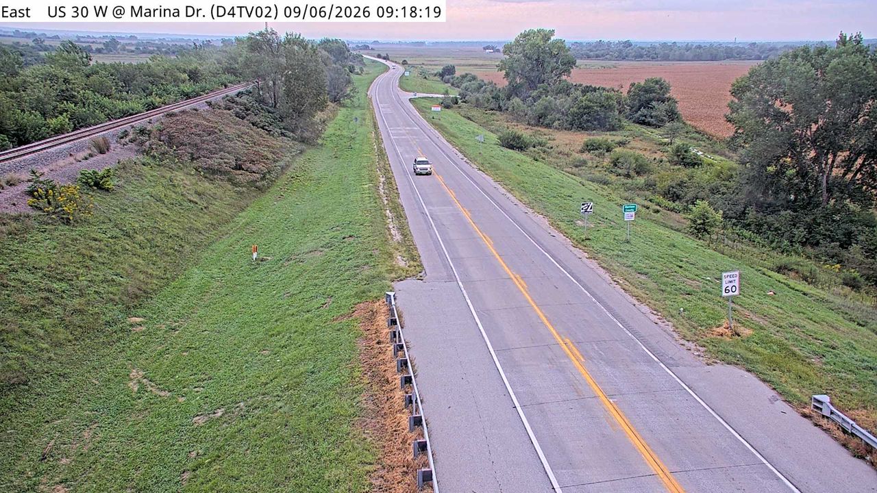 US 30 @ MM 0.2 (Marina Dr) live camera view