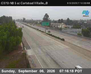(C370) I-5 : NB at Carlsbad Village B live camera view