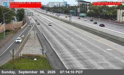 I-5 : (7) Harbor Boulevard live camera view