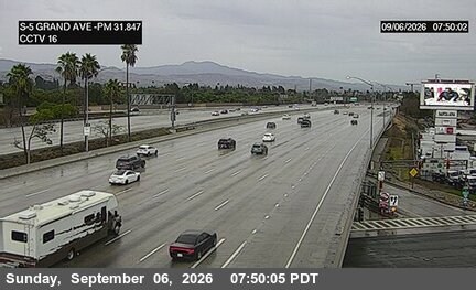 I-5 : (16) Grand Avenue live camera view