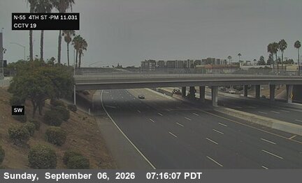 SR-55 : (19) 4th Street live camera view