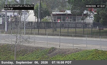 SR-73 : (37) North of Campus Drive Overcross live camera view