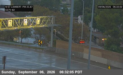 SR-57 : (82) Lambert Street live camera view