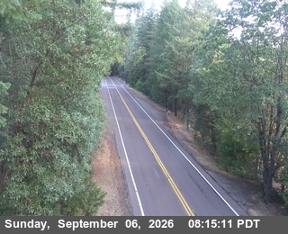 US-199 : South Of Oregon State Line - Looking East (C016) live camera view