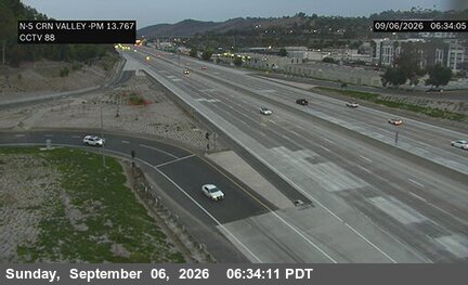 I-5 : (88) Crown Valley Parkway live camera view