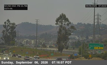I-5 : (91) North of Oso Parkway live camera view