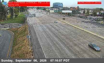 SR-57 : (170) Chapman Avenue (Orange) live camera view