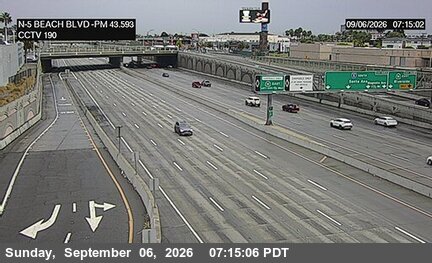 I-5 : (190) North of Beach Boulevard live camera view