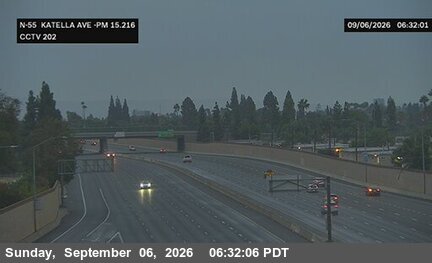 SR-55 : (202) Katella Avenue live camera view