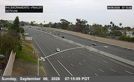 I-5 : (215) Sacramento live camera view
