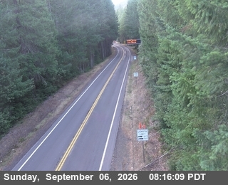 US-199 : South Of Oregon State Line - Looking West (C016) live camera view
