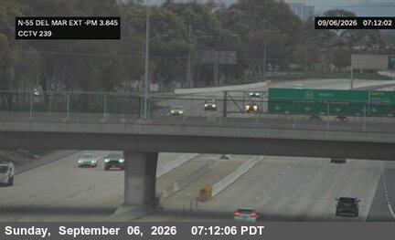 SR-55 : (239) Del Mar Avenue Exit live camera view