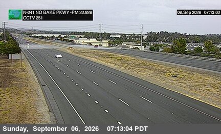 SR-241 : (251) 310 Meters North of Bake Parkway Overcross live camera view