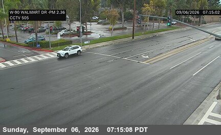 SR-90 : (505) Walmart Drwy NE Corner live camera view