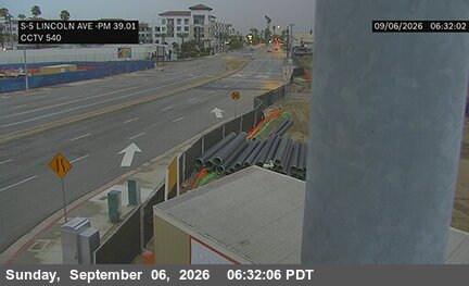 I-5 : (540) SB Lincoln Ave live camera view