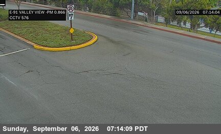 SR-91 : (576) E-91 Valley View live camera view