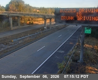 US-101 : South Of SR-20 - Looking North (C002) live camera view