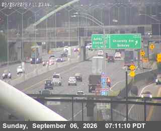I-80 : Gilman Street live camera view