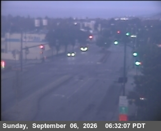 I-80 : San Pablo Dam Road Offramp - Looking West live camera view
