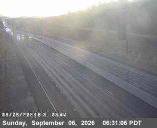I-80 : Before Pinole Valley Road live camera view