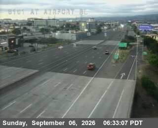 US-101 : at Airport Bl live camera view