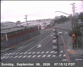 SR-13 : E13 AT 7TH ST - Looking North live camera view
