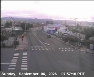 SR-13 : E13 AT 7TH ST - Looking East live camera view