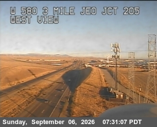 I-580 : Just East Of I-205 live camera view