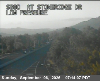 I-680 : Stoneridge Drive live camera view